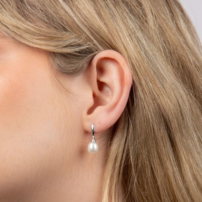 Freshwater Pearl/Diamond Drop Earrings 9ct White Gold 375 Hallmark British Made