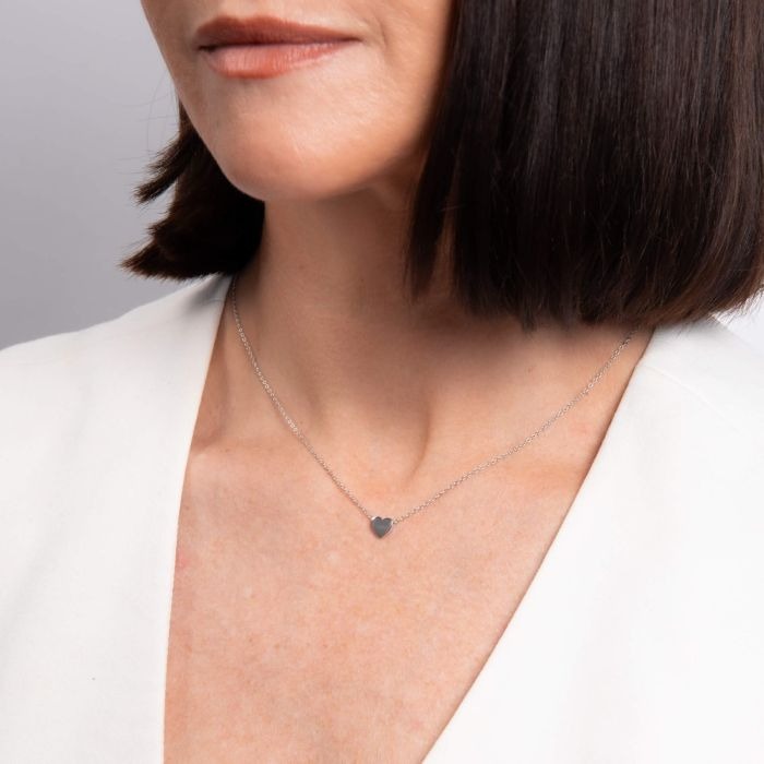 Small Heart Necklace 9ct White Gold 375 Hallmarked British Made 43cm